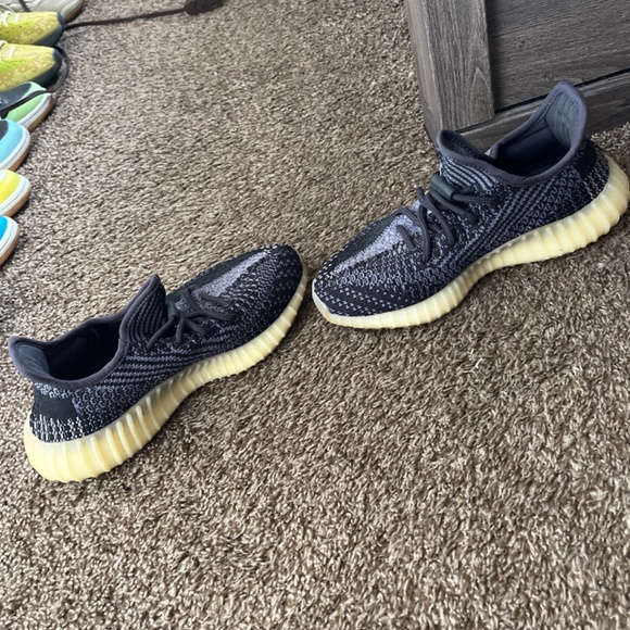 Yeezy - Picture 3 of 6